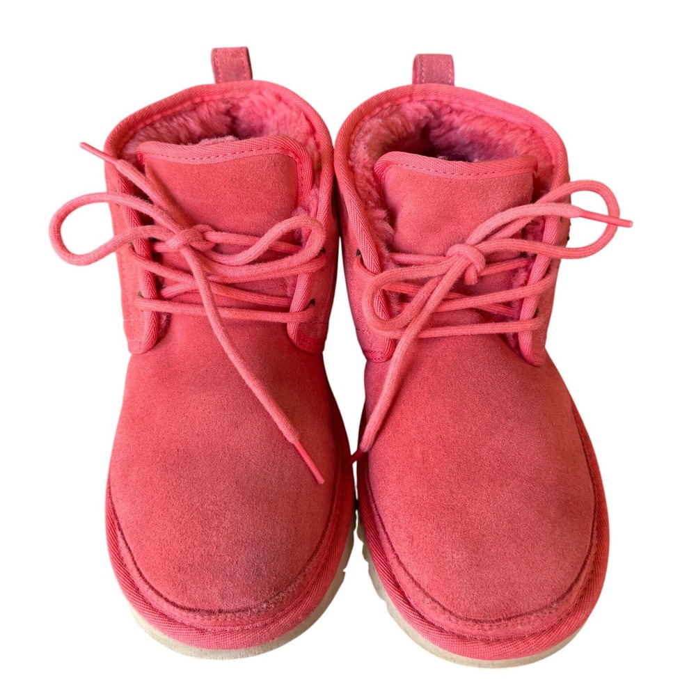 UGG Neumel Chukka Boots Women's Size 8 Coral Pink Suede Shearling Lace Up Size 8